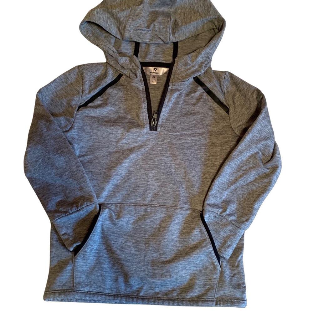 Runway kids hoodie quarter zip front with pockets size 4/5 Gray